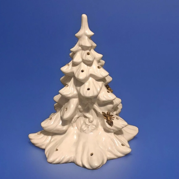 Vintage White Ceramic Christmas Tree Inset Nativity 13" Tall No Base - Picture 1 of 10